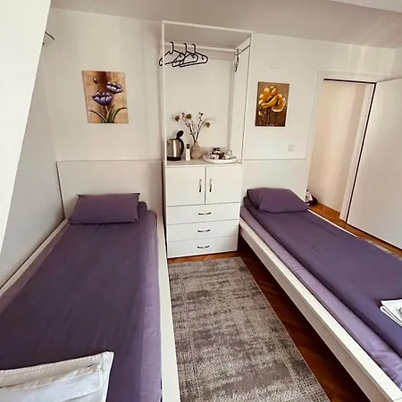 Dekster Apartamento *