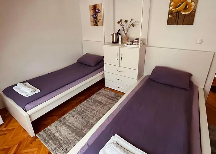 דירה Dekster ואליג'בו